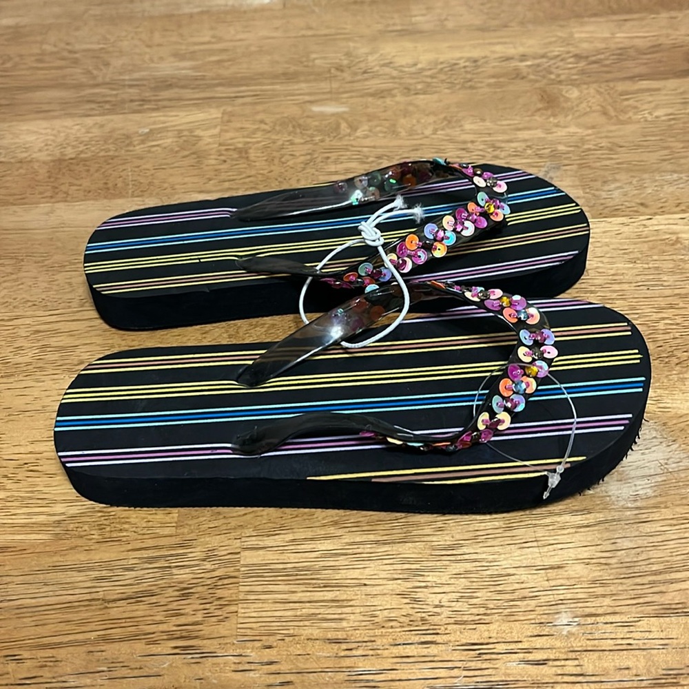 2 for $8 Women’s Flipflops